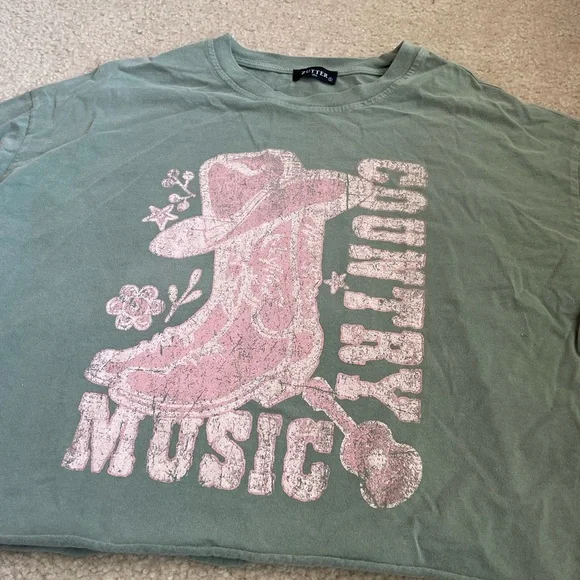 Long Sleeve Cropped Country Music Graphic Tee - Picture 4 of 5